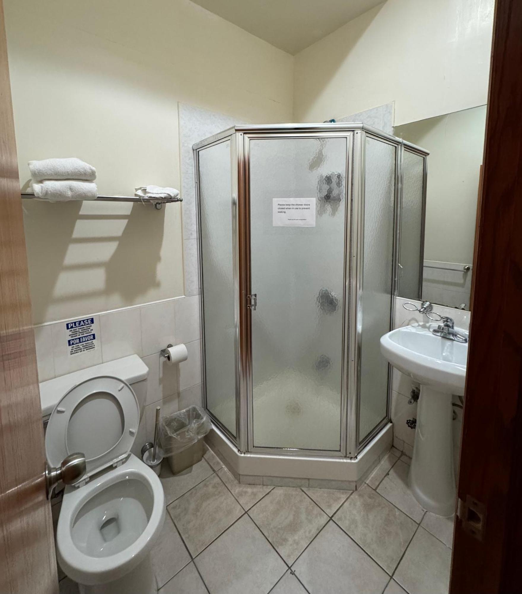 Camera Matrimoniale con Bagno Privato